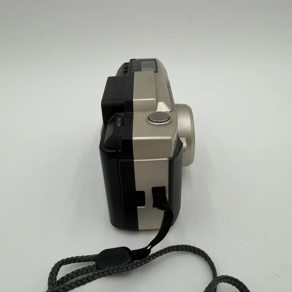 Olympus superzoom 105
